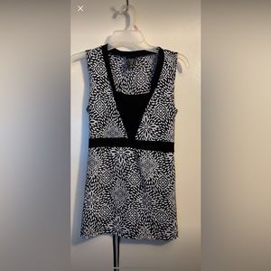 Suzie in the City Tie-back Top 🌹